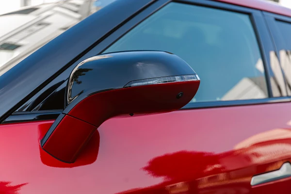 VINFAST VF7 - Hình ảnh 3