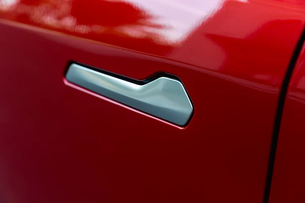 VINFAST VF7 - Hình ảnh 2