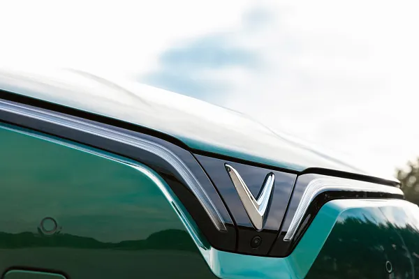 VINFAST VF6 - Hình ảnh 8